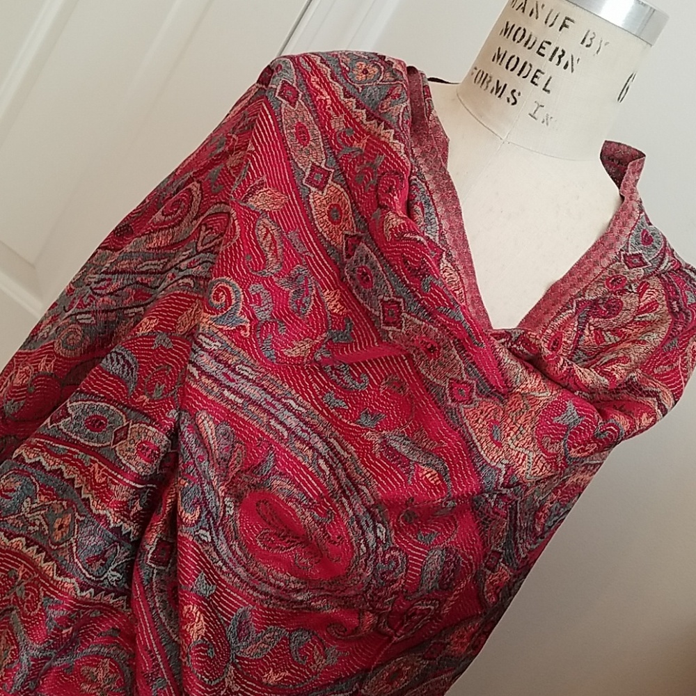 Red paisley pashmina, great fall colors